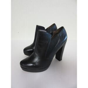 PACO GIL Black Leather 8 Slip On 5" Heel Designer Spain Ankle Booties